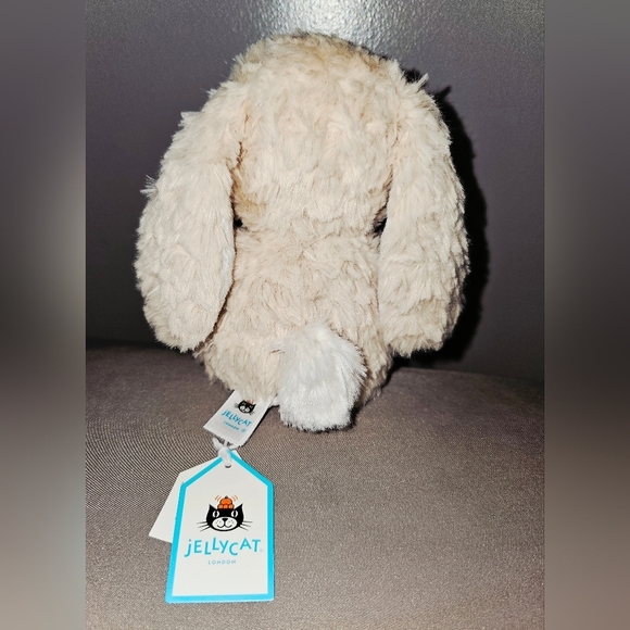 Jellycat BEIGE YUMMY BUNNY New BNWT Soft Plush Toy Baby Cute Stuffed Animal - Picture 3 of 5